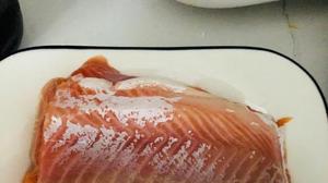 冻过的三文鱼为什么不能生吃