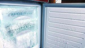 冰箱冷藏室正常冷冻室不冻的原因