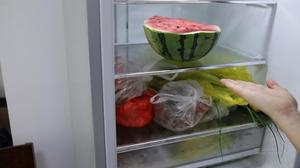 吃不完的西瓜放冰箱正确的方法